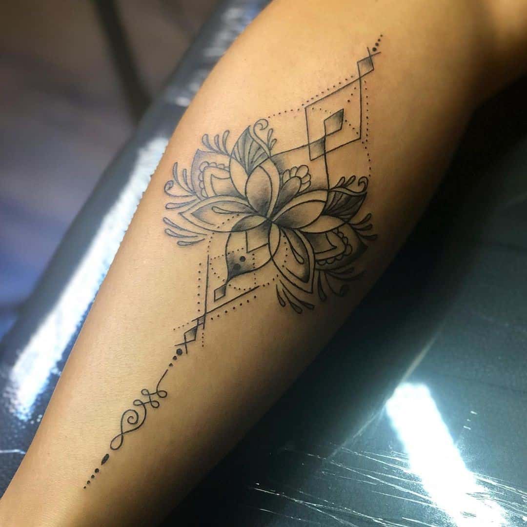20 Lotus Flower Tattoo Design Ideas
