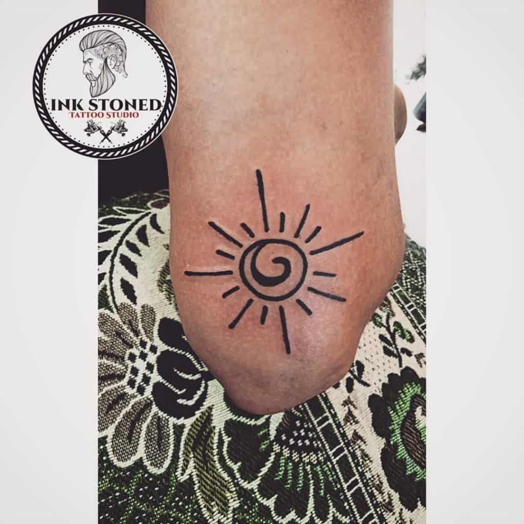 Minimalist Sun Tattoo Ideas 2