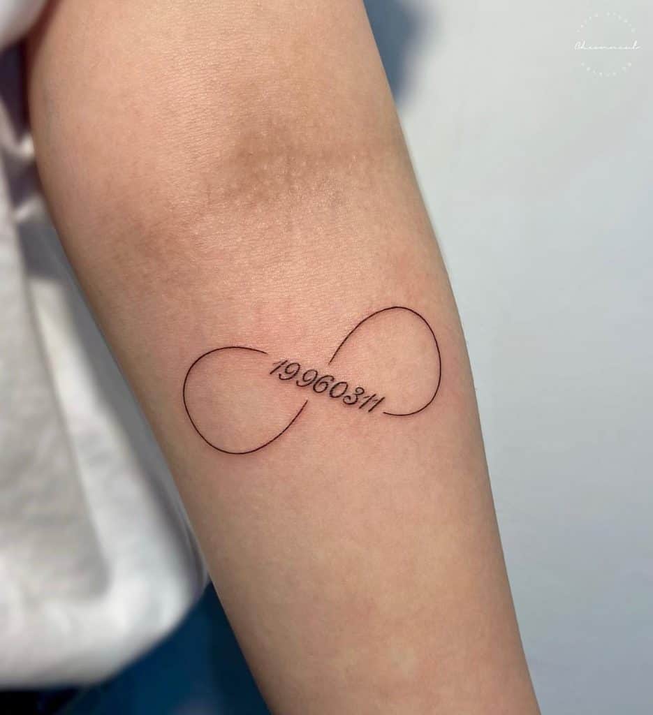 Infinity tattoo with big meanings 4