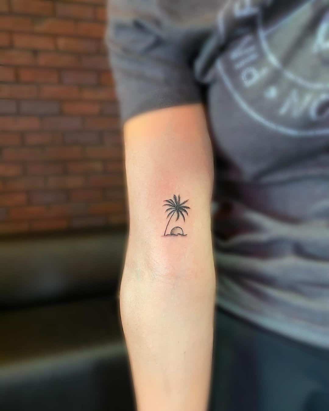 Small Palm Tree Tattoos 2