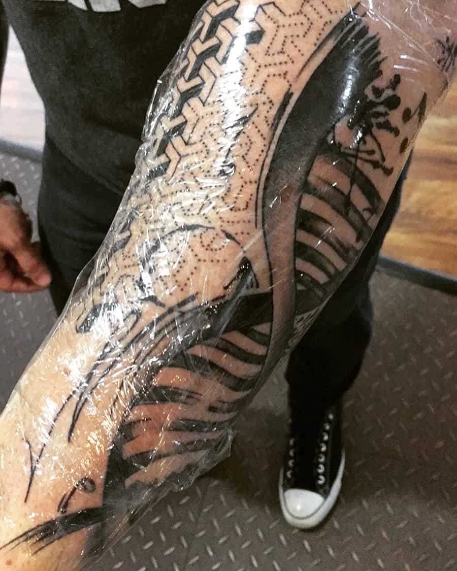 Why Do Tattooists Wrap New Tattoos