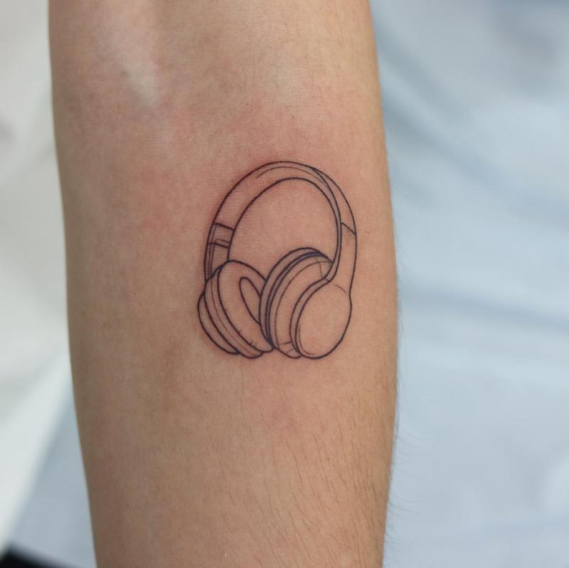 Headphones Tattoo Design 2
